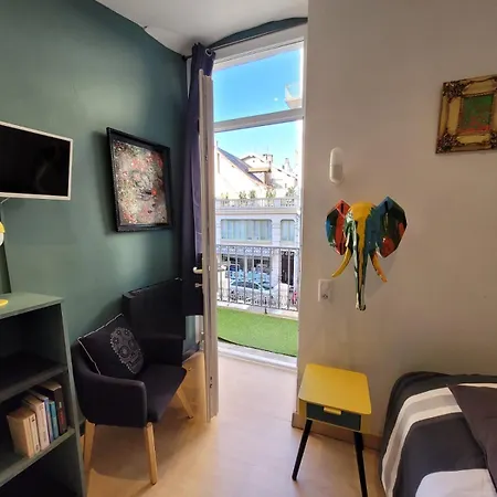 Calme Et Chaleureux Aix Centre * 艾克斯莱班