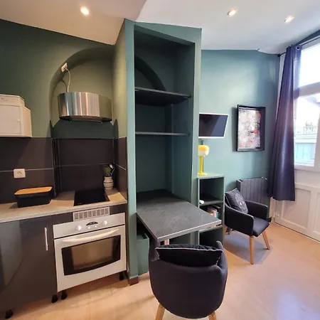 Calme Et Chaleureux Aix Centre Apartment Aix-les-Bains