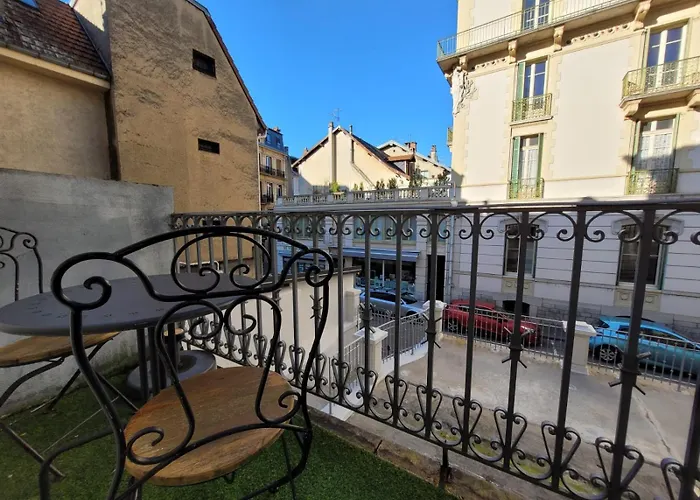 Calme Et Chaleureux Aix Centre 公寓 艾克斯莱班