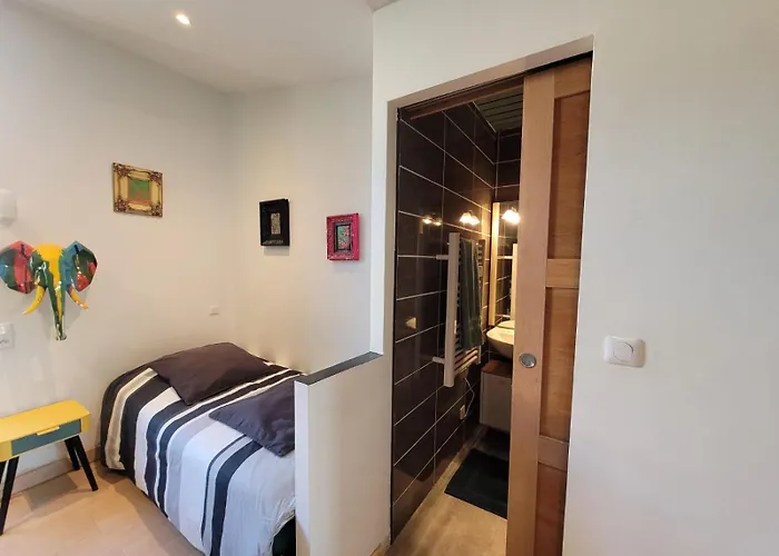 Calme Et Chaleureux Aix Centre 艾克斯莱班