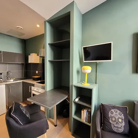 Calme Et Chaleureux Aix Centre Apartamento *