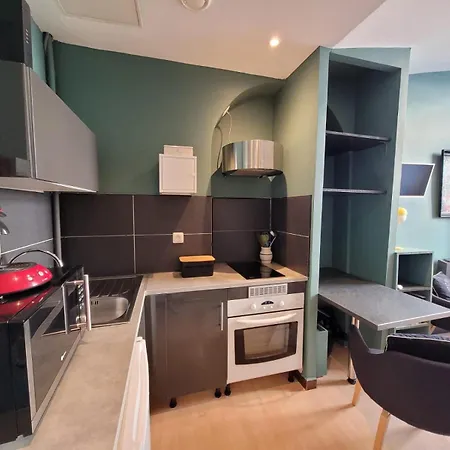Calme Et Chaleureux Aix Centre Apartamento *