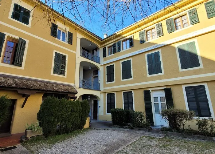 Calme Et Chaleureux Aix Centre * エクスレバン